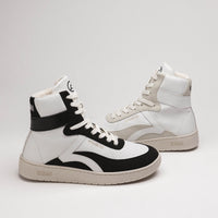 Hygge/22 High Top White Carbon